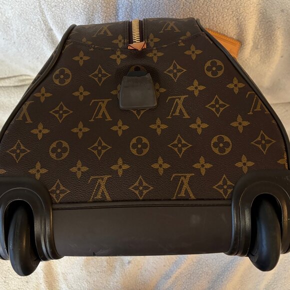 Eole 50 Louis Vuitton Monogram Travel Bag is Unisex - Picture 9 of 15
